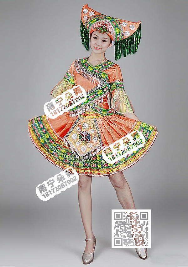 桔红绣球壮族短裙_绣球女