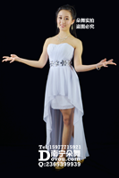 白色前短后长晚礼服