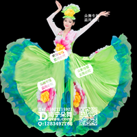 绿色团花大摆裙