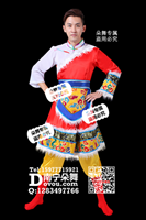 红衣斜肩黄裤藏族男装
