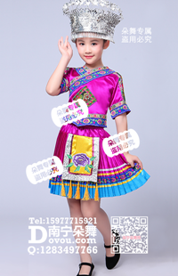 紫色壮苗瑶彝女童服_EM074