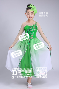 绿色飘逸长裙女童服_EX139