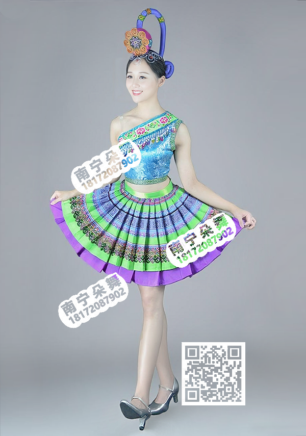 紫绿斜肩畲族百褶裙