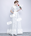 白色圆领中袖优雅长礼服