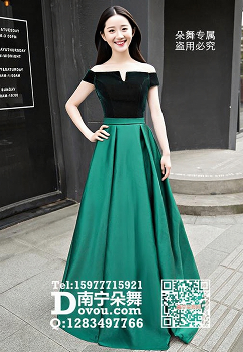 绿色一字肩厚缎晚礼服