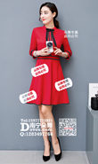大红中袖连衣裙