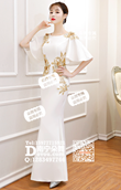 白色蝴蝶袖鱼尾礼服