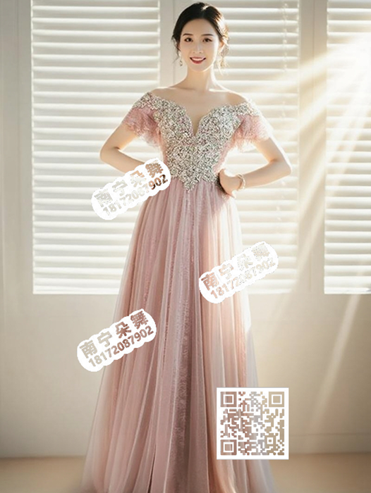 粉色蕾丝烫钻钉珠长纱礼服
