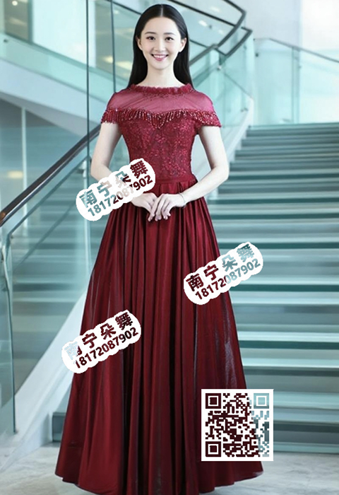 酒红透纱吊珠复合丝长礼服