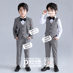 灰色格子英伦风男童西装