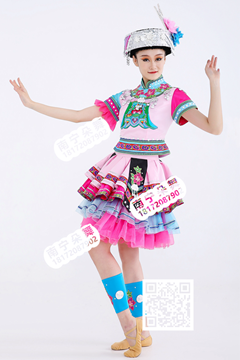 粉红蓝边蛋糕民族短裙