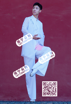 白色粉飘带飘逸古典男装