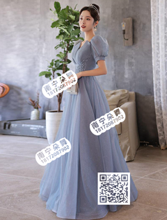 蓝色泡泡袖纱裙长礼服