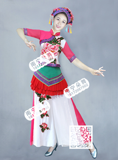 白衣玫红立领牡丹裤装壮族