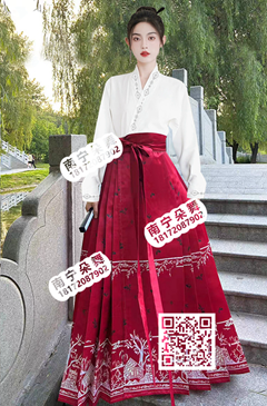 白衣红色红白印花马面裙