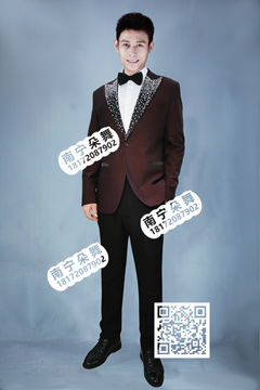 枣红满钻黑领男西服