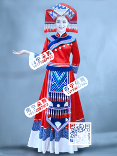 红色白边双排须斜襟壮族长裙