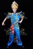 蓝衣红带壮族男装