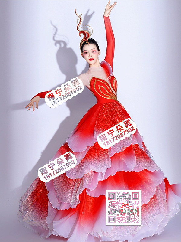 大红渐变多层水浪镂空胸大摆裙