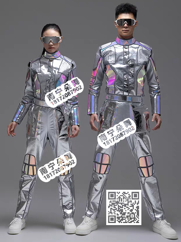 银灰炫彩冲上云霄现代男女套装